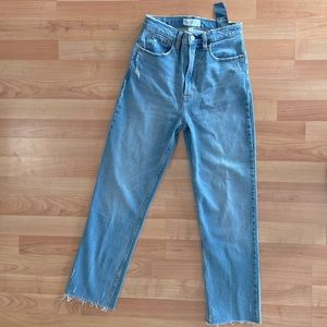 Ankle straight ultra high tide jeans.